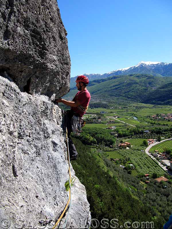 Ingrandisci