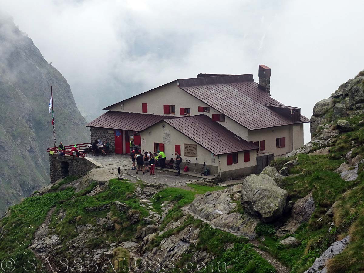 Ingrandisci