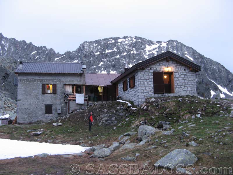 Ingrandisci